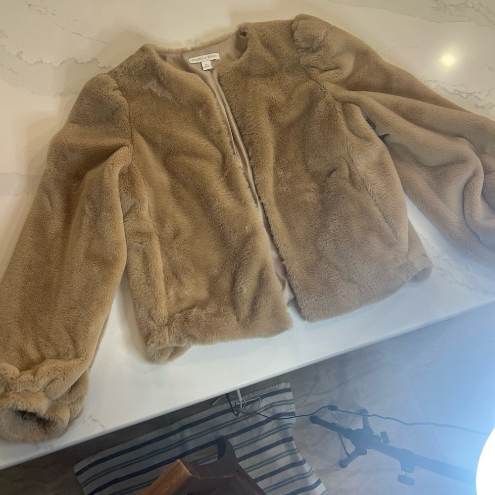 Chelsea & violet light tan furry coat